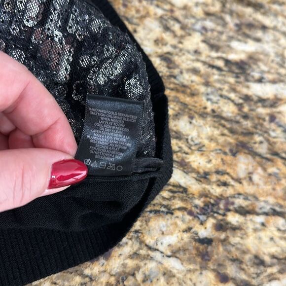 Tahari Sequin Front V-neck Viscose Blend Cardigan Sweater In Black Size M - Picture 8 of 10